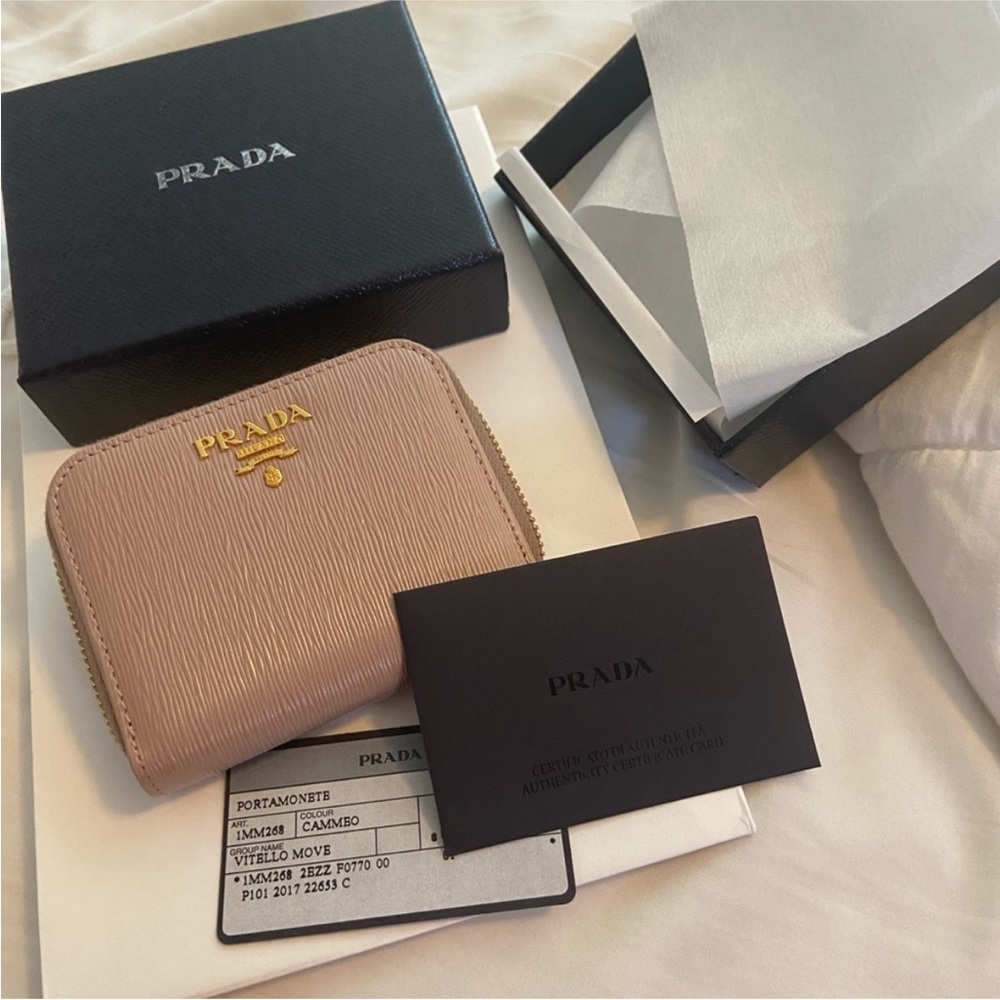 Prada coin wallet